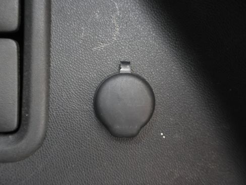 Used 2018 Chevrolet Equinox Premier image 29