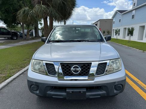 Used 2015 Nissan Frontier S image 2