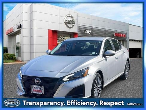 Certified 2023 Nissan Altima 2.5 SV image 4