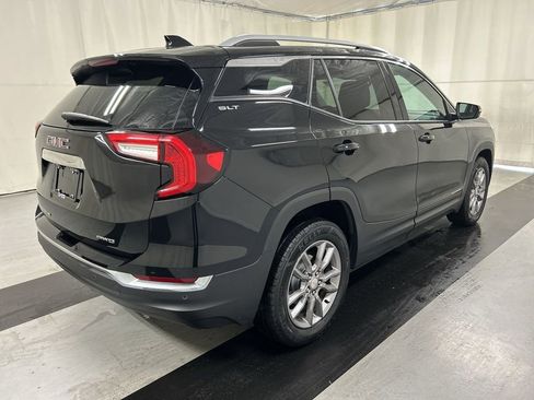Certified 2024 GMC Terrain SLT AWD/4WD image 2