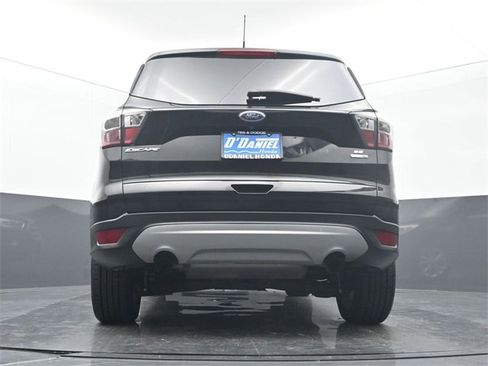 Used 2017 Ford Escape SE image 10