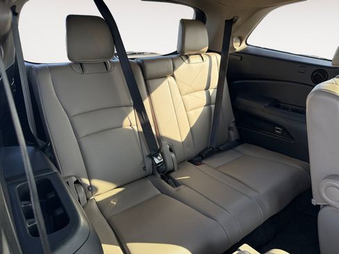 Used 2016 Honda Pilot Elite image 19