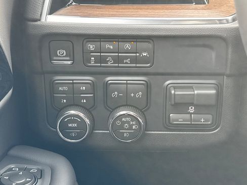 New 2026 Chevrolet Tahoe High Country image 29