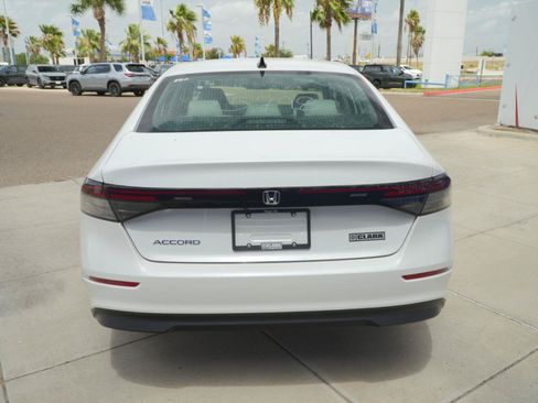 New 2026 Honda Accord SE image 6