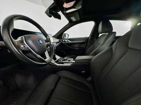 Used 2024 BMW i4 eDrive35 w/ Convenience Package image 21