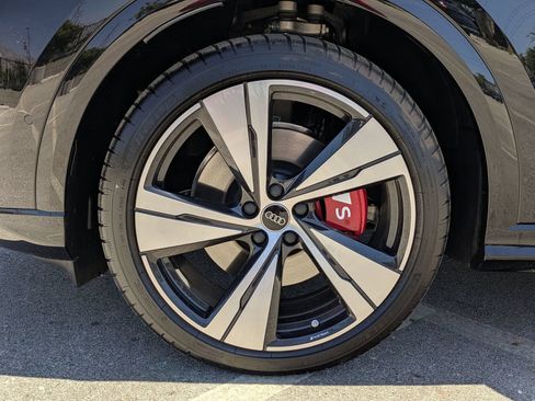 New 2026 Audi SQ5 Premium Plus AWD/4WD image 13