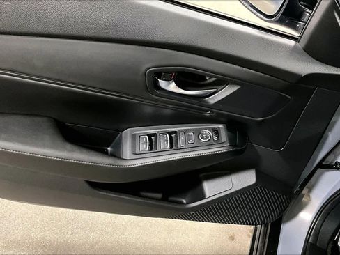 Used 2025 Honda Accord Sport image 36
