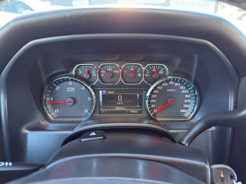 Used 2019 Chevrolet Silverado 1500 LD LT image 17