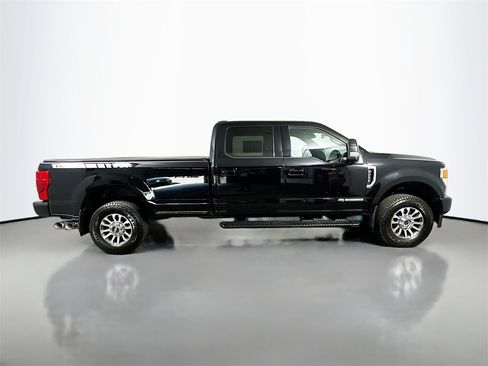 Used 2022 Ford F250 Lariat image 7