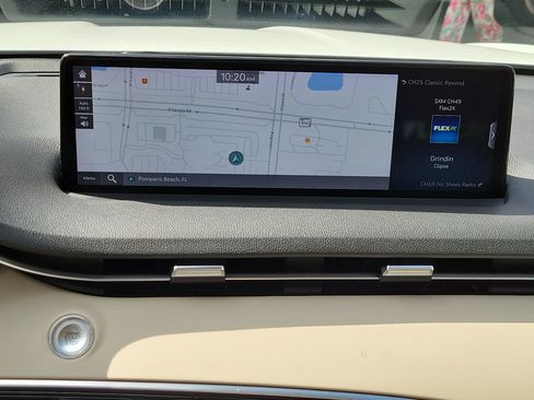 Used 2023 Genesis GV70 2.5T w/ Advanced Package image 26