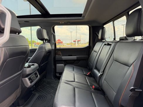 Used 2025 Ford F250 Lariat w/ Lariat Ultimate Package AWD/4WD image 17
