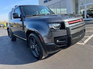 Used 2023 Land Rover Defender 110 X-Dynamic SE video 2