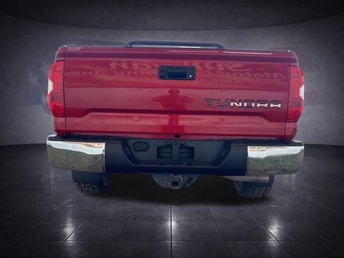 Used 2016 Toyota Tundra SR5 w/ SR5 Upgrade Package image 4
