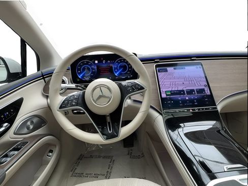 Used 2023 Mercedes-Benz EQS 450+ Sedan image 32