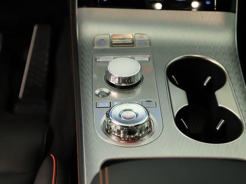 Used 2026 Genesis GV70 2.5T Sport Prestige image 21