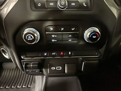 Used 2024 GMC Sierra 2500 Pro AWD/4WD image 22