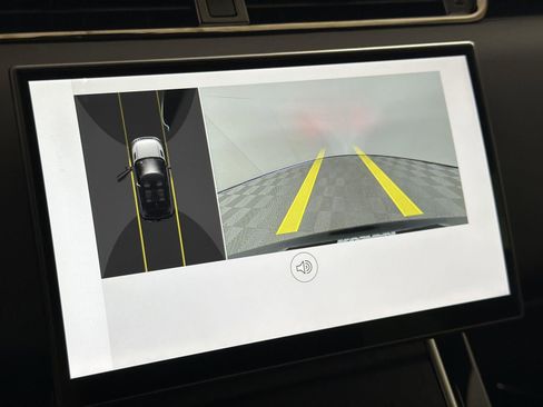 Certified 2026 Land Rover Range Rover Evoque S image 17