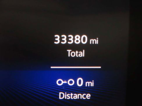 Certified 2024 Volkswagen Jetta SE image 11