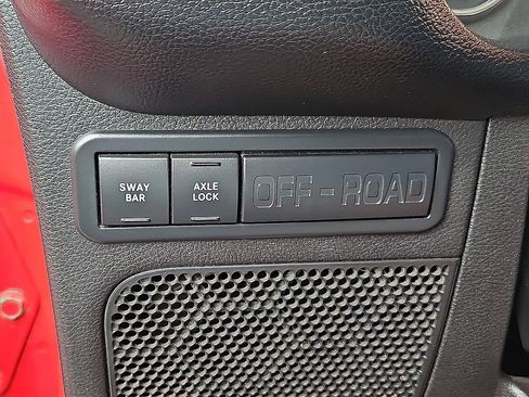 Used 2014 Jeep Wrangler Unlimited Rubicon w/ Connectivity Group AWD/4WD image 23