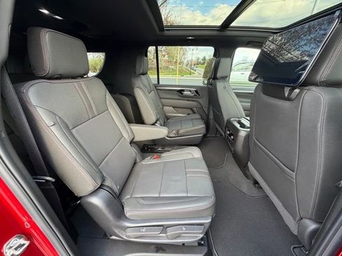 New 2026 Chevrolet Suburban RST w/ RST Capability Package AWD/4WD image 40