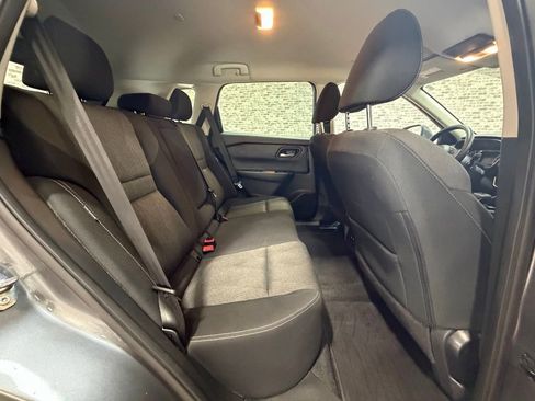 Used 2024 Nissan Rogue SV image 12