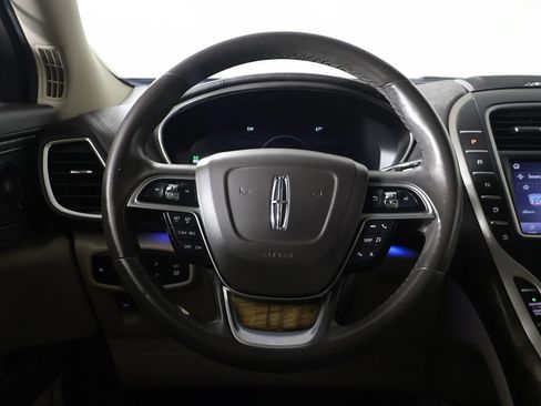 Used 2020 Lincoln Nautilus Reserve AWD/4WD image 40