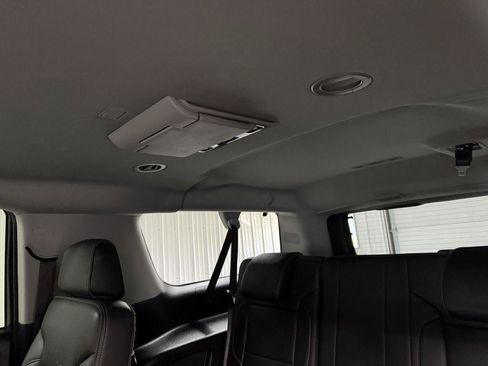 Used 2019 GMC Yukon XL Denali w/ Denali Ultimate Package AWD/4WD image 38