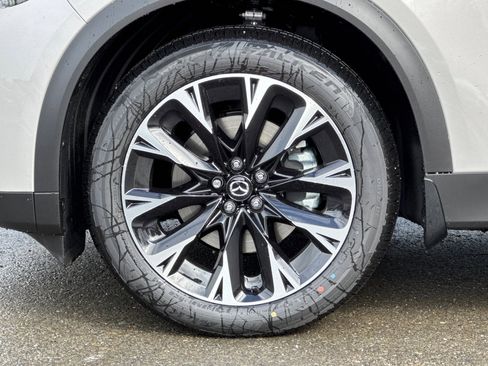 New 2026 MAZDA CX-90 Plug-In Hybrid w/ Premium Plus image 12