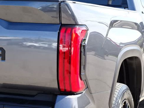 Used 2024 Toyota Tundra Limited AWD/4WD image 10