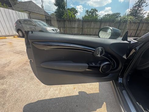 Used 2023 MINI Cooper SE FWD image 6