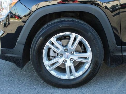 Used 2023 GMC Terrain SLE w/ Driver Convenience Package FWD image 34