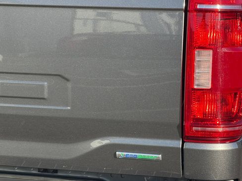 Used 2022 Ford F150 XLT w/ Equipment Group 302A High image 23