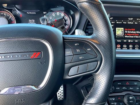 Used 2022 Dodge Challenger R/T w/ Plus Package image 9