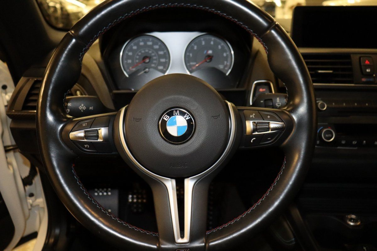 Used 2017 BMW M2 RWD image 37