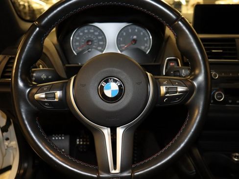 Used 2017 BMW M2 RWD image 37