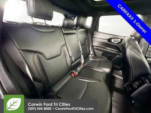 Used 2023 Jeep Compass Trailhawk w/ Trailhawk Elite Group AWD/4WD image 17