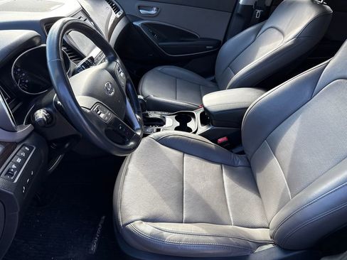 Used 2017 Hyundai Santa Fe Sport w/ 2.0T Ultimate Tech Package 05 FWD image 19