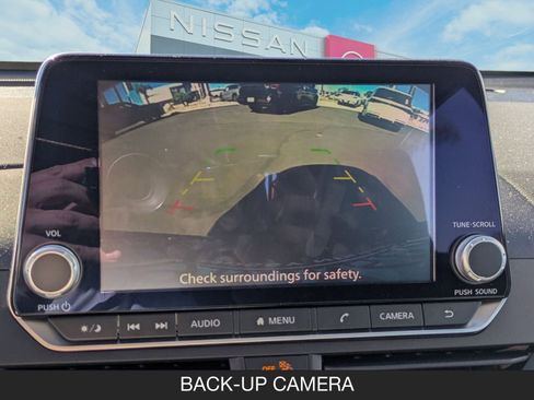 Used 2025 Nissan Altima 2.5 S image 18