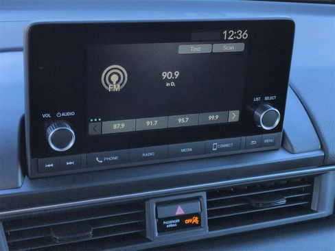 New 2025 Honda Pilot Sport image 28