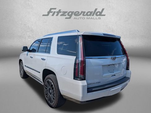 Used 2016 Cadillac Escalade Premium AWD/4WD image 4