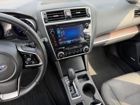 Used 2019 Subaru Outback 2.5i Limited AWD/4WD image 14