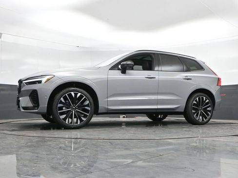 New 2026 Volvo XC60 B5 Ultra w/ Climate Package AWD/4WD image 37