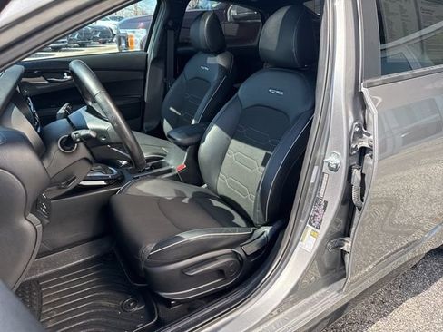 Used 2024 Kia Forte GT-Line w/ GT-Line Premium Package FWD image 13