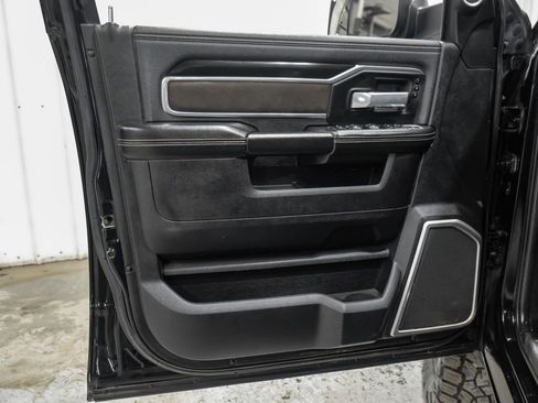 Used 2022 RAM 3500 Laramie AWD/4WD image 43