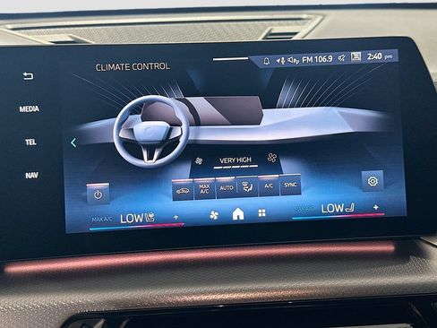 New 2026 BMW X2 xDrive28i w/ Technology Package AWD/4WD image 15