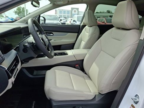 Used 2025 Nissan Murano SL w/ Cargo Package image 16