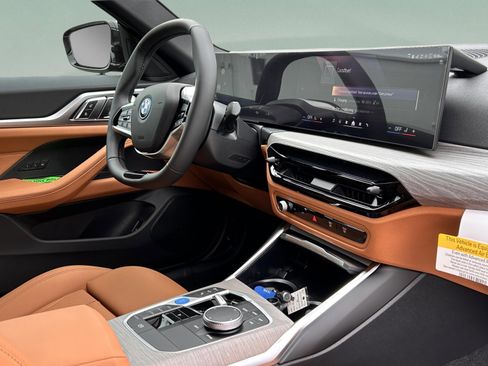 New 2026 BMW i4 eDrive40 w/ Parking Assistance Package image 35