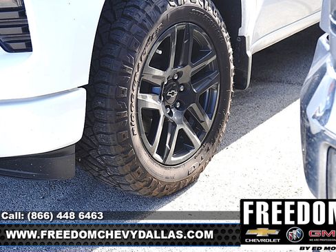 Used 2024 Chevrolet Silverado 1500 Custom AWD/4WD image 10