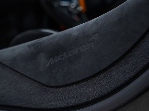 Used 2019 McLaren 720S Performance RWD image 24