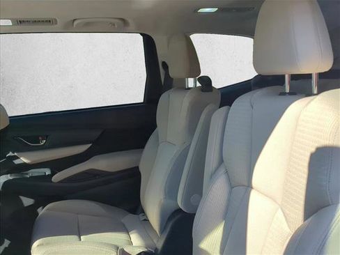 Used 2019 Subaru Ascent Premium w/ Popular Package #2 image 17